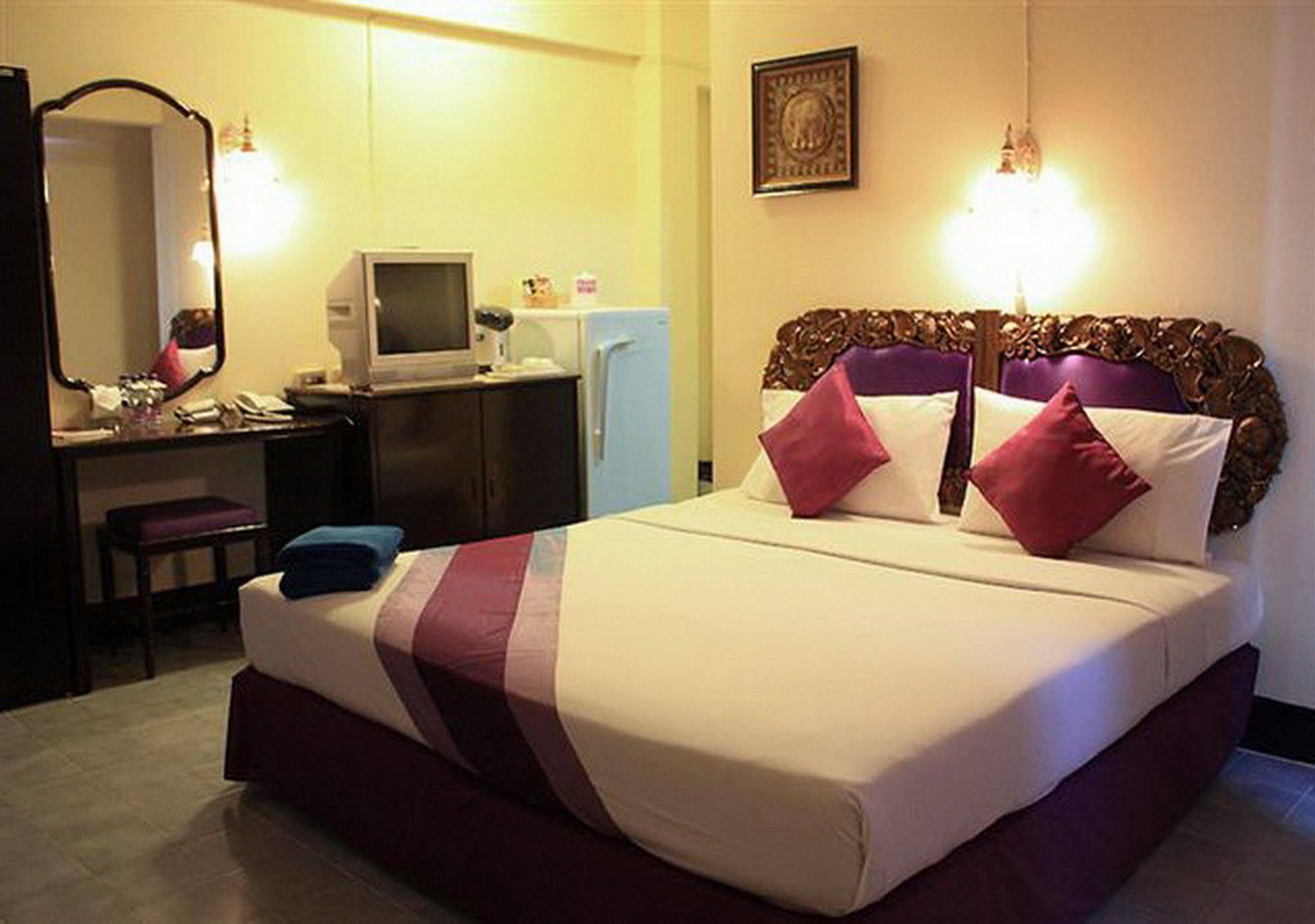 Hotel Sawasdee Sabai Pattaya Exterior foto